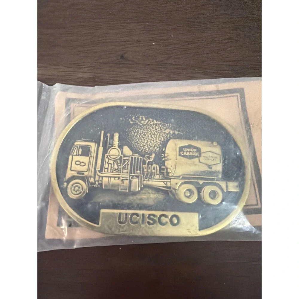 Vintage UCISCO Union Carbide Solid Brass Belt Buckle Semi Truck Tanker USA New